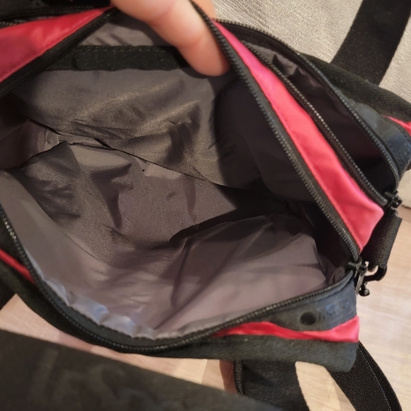 Le SportSac Crossbody Bag - Picture 4 of 7